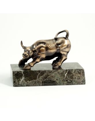 Bull on Wall Street Statue