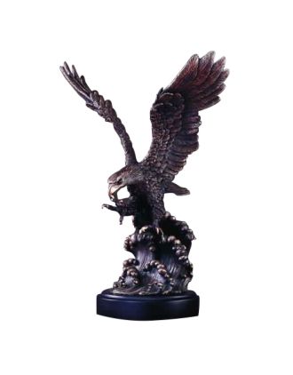 Eagle Statue - caught it!