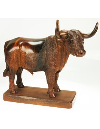 large bull sculpture