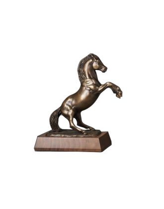 Rearing Horse Statue - the perfect pose!